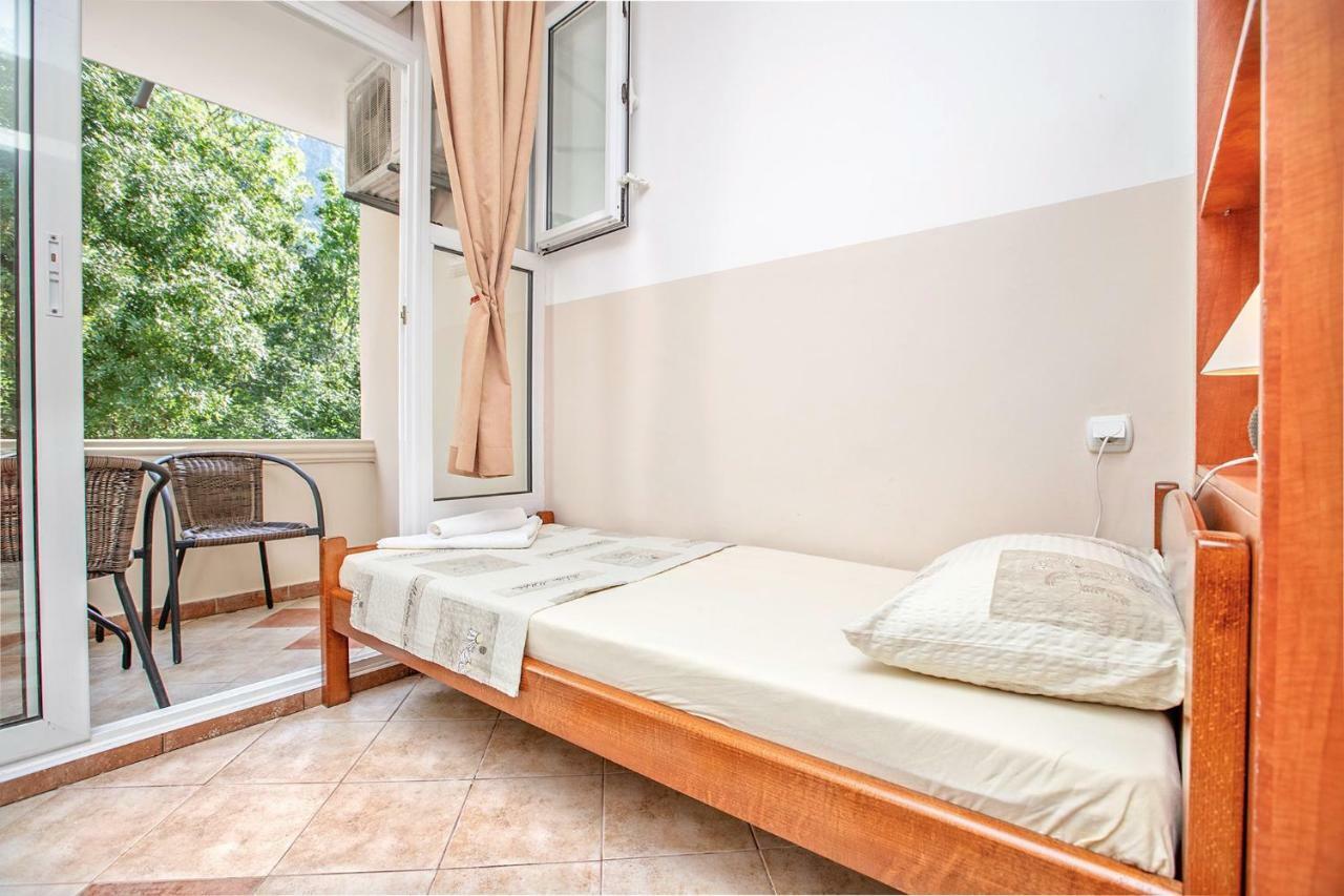 Apartments Villa Popovic Kotor Exterior foto